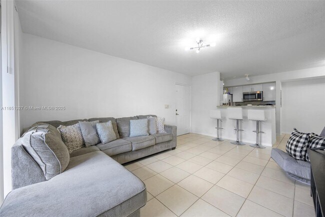 Foto del edificio - 655 SW 111th Way