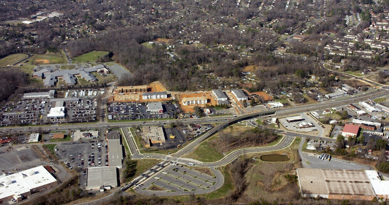 Primary Photo - Platform Lofts