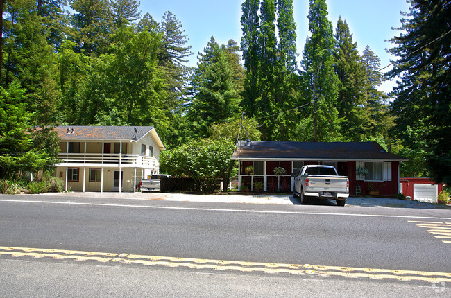 Foto del edificio - Creekside Village I & II