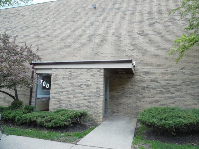Foto principal - 700 Dempster St