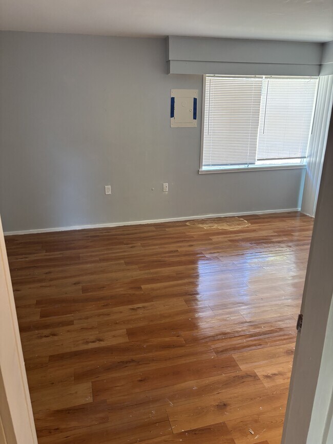 Foto del edificio - 2221 20th Ave