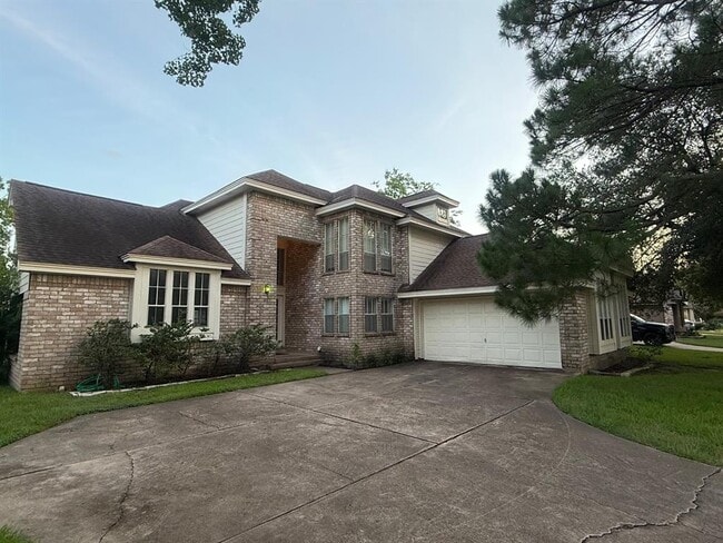 Foto del edificio - 15111 New Hastings Dr