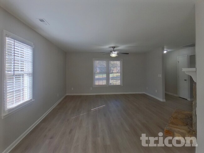 Foto del edificio - 8129 Blairtree Ct