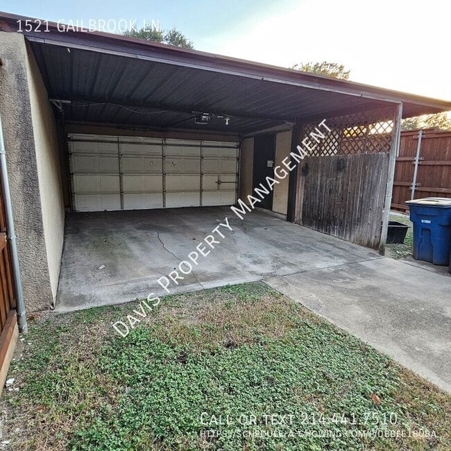 Photo - 1521 Gailbrook Ln House