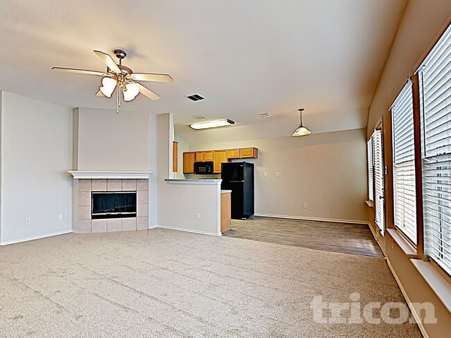 Foto del edificio - 3469 Cayman Dr