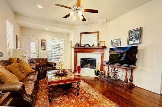 Foto del edificio - 3108 Hereford Dr