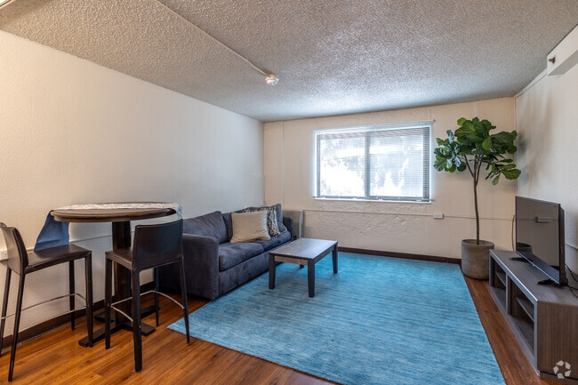 1 BR, 1 BA 250 SQF - Living Room - Northgate Terrace