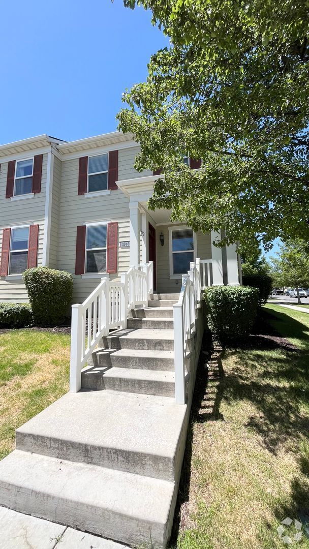 Building Photo - 11746 Zephyr Way