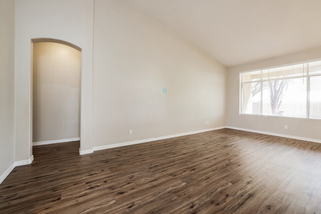 Building Photo - 9970 E Paseo San Bernardo