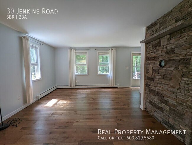 Foto del edificio - Great 3 Bedroom Home in Quiet Country Sett...