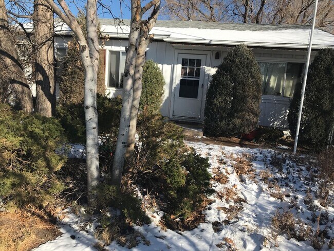 Building Photo - 1225 Arp Ave
