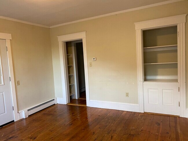 Building Photo - 140 Redstone Hill Rd