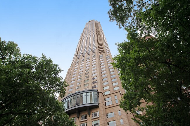 Foto del edificio - 800 N Michigan Ave