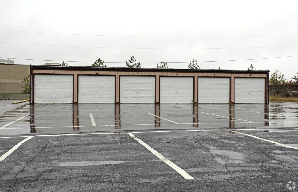 Foto del edificio - Elrose Court