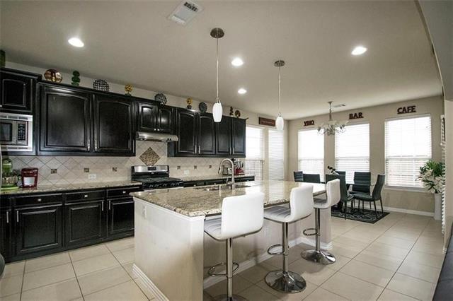 Foto del edificio - 504 Eastland Dr