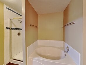 Building Photo - 31106 Perlican Dr Building Photo - 31106 Perlican Dr