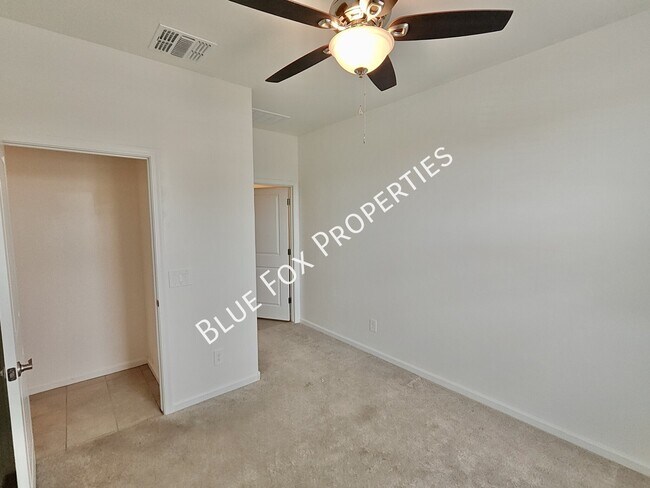 Building Photo - 6906 W Indian Clover Way