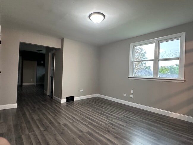 Building Photo - 15237 4th Ave