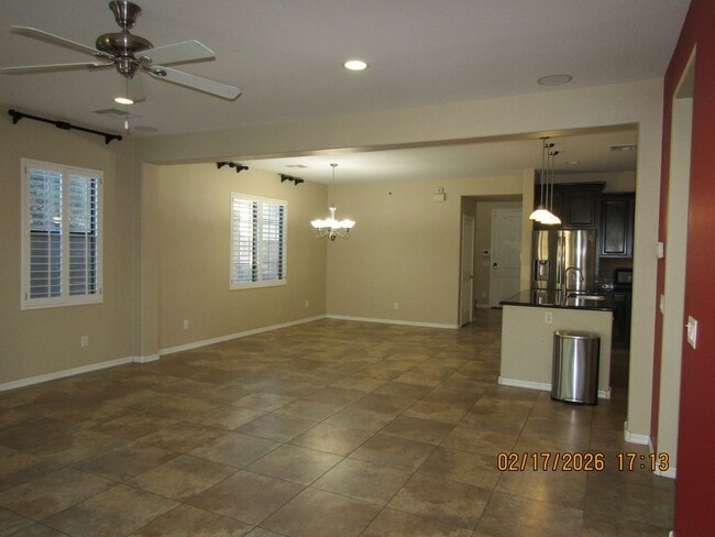 Building Photo - 4 Bedroom home gated community