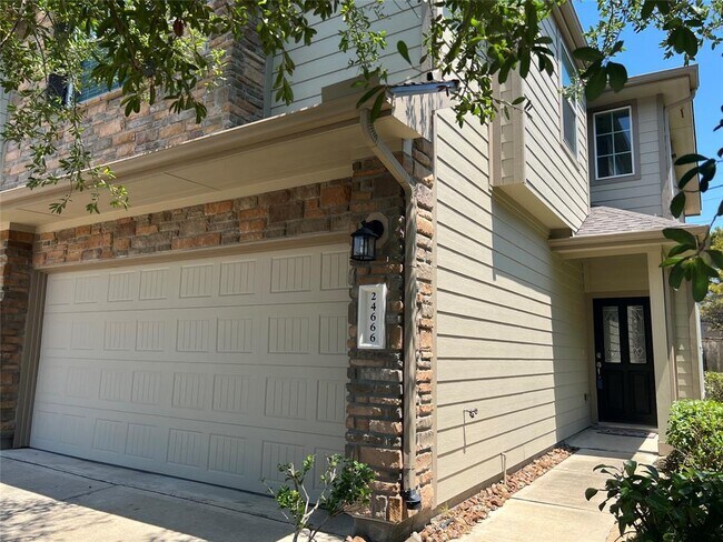 Foto del edificio - 24666 Folkstone Cir