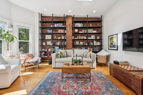 Foto del edificio - 281 Chestnut Ave