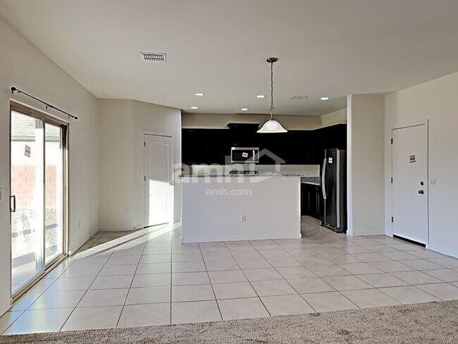 Building Photo - 11755 West Vanderbilt Farms Way