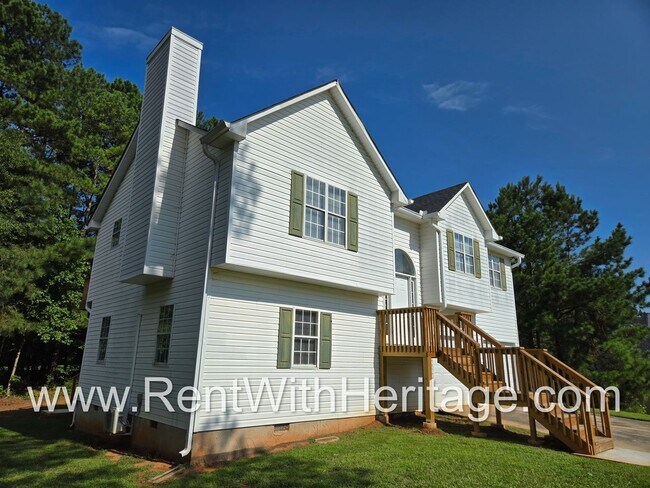 Foto del edificio - Gorgeous 5 bedroom/ 3 bath/ Upgrades Galor...