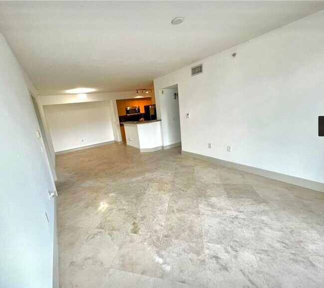 Foto del edificio - 1011 Villa Ln