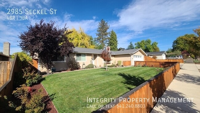Building Photo - 2985 Seckel St