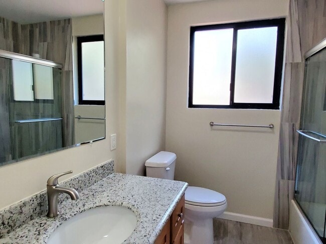 Foto del edificio - Cute Single Family Home, Newer kitchen, Ne...