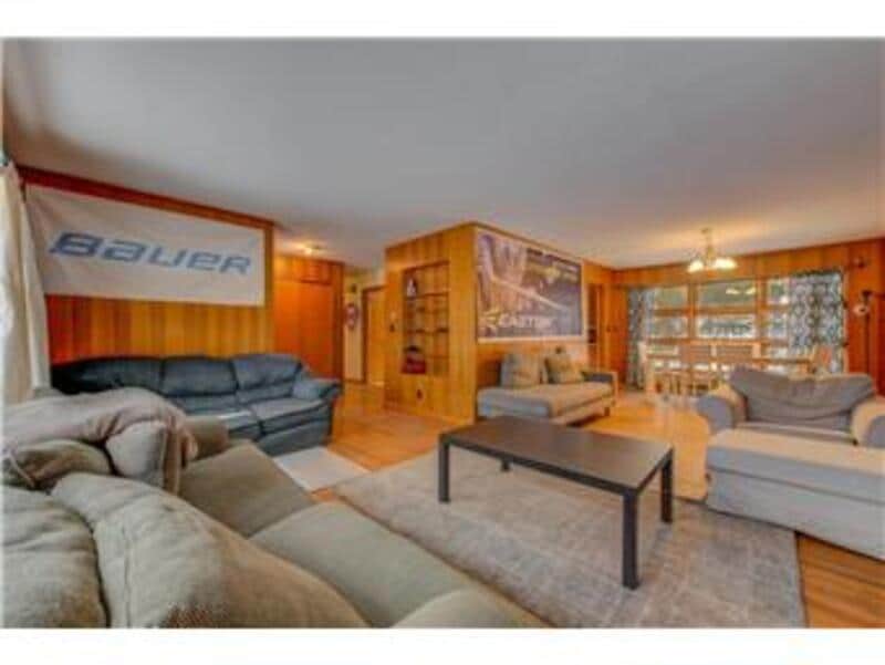 Primary Photo - 812 Greenvale Ave W