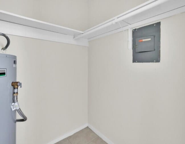 Interior Photo - Sterling Oak Apartments