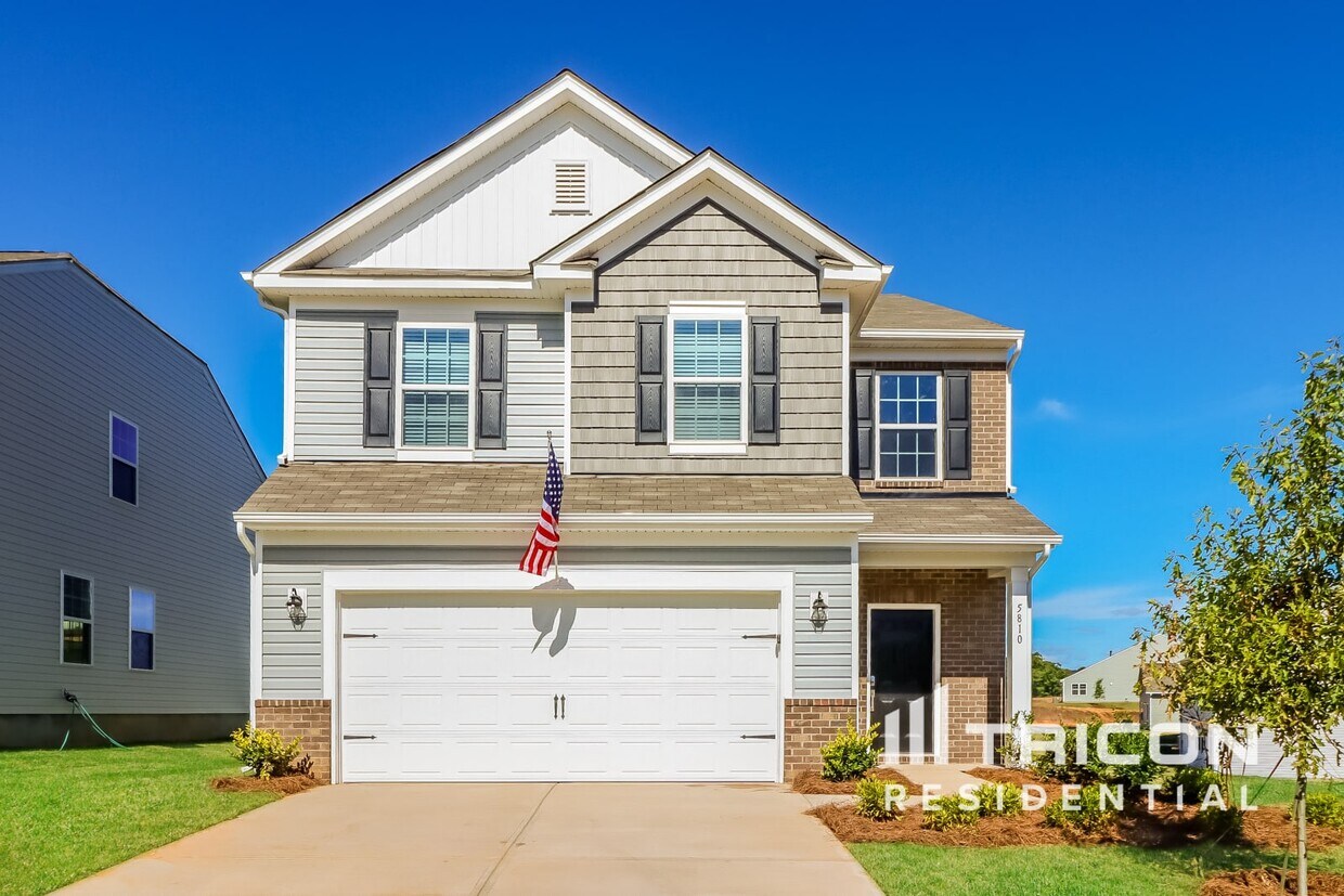 Primary Photo - 5810 Oak Branch Circle Maiden NC
