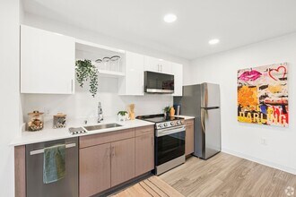 Interior Photo - ShareWESTSIDE