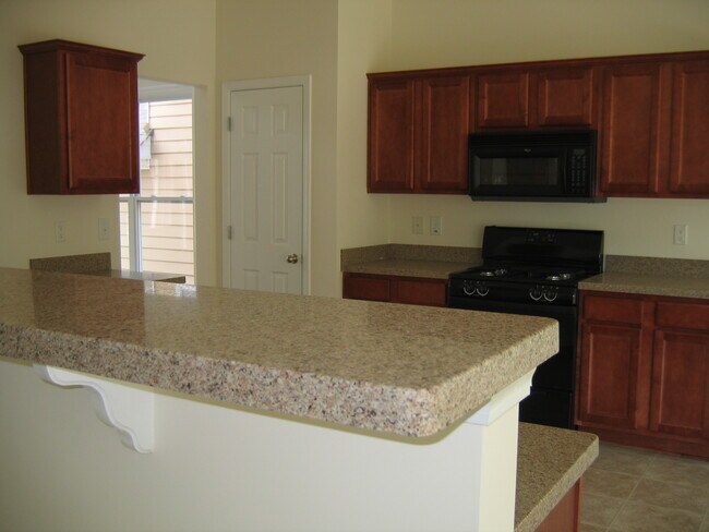 Building Photo - 2333 Jasmine Glen Dr