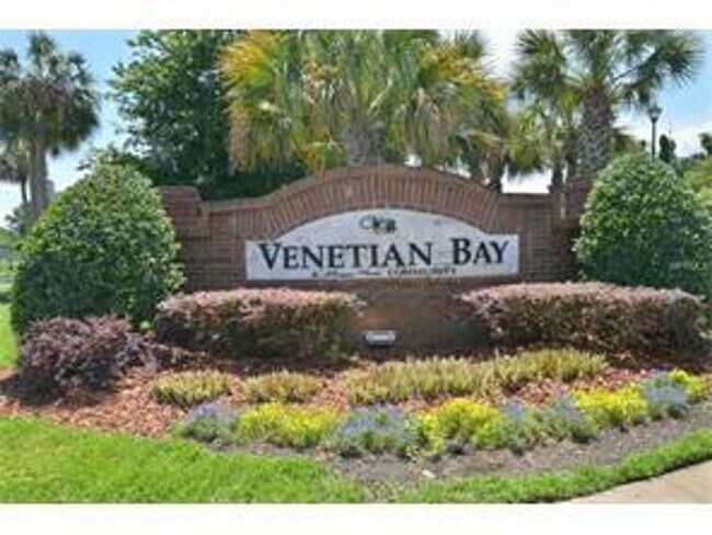 Building Photo - Beautiful 4/2 home in Lovely Venetian Bay ...
