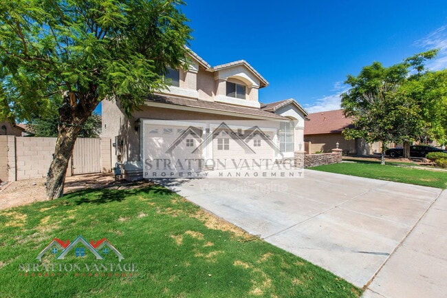 Photo - 960 E Constitution Dr House