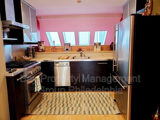 Foto del edificio - 2417 Grays Ferry Ave
