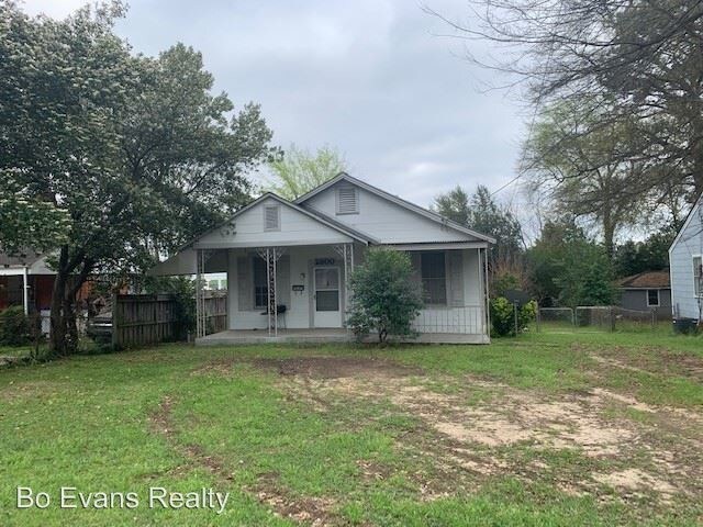 Primary Photo - 2 br, 1 bath House - 2800 Locust St