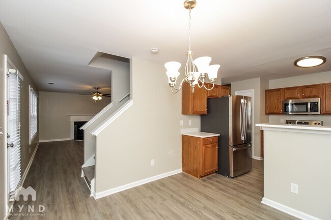 Foto del edificio - 6551 Snow Bird Ln