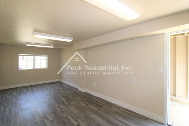 Building Photo - 1 br, 1 bath House - 5372 Olive Ranch Rd -...