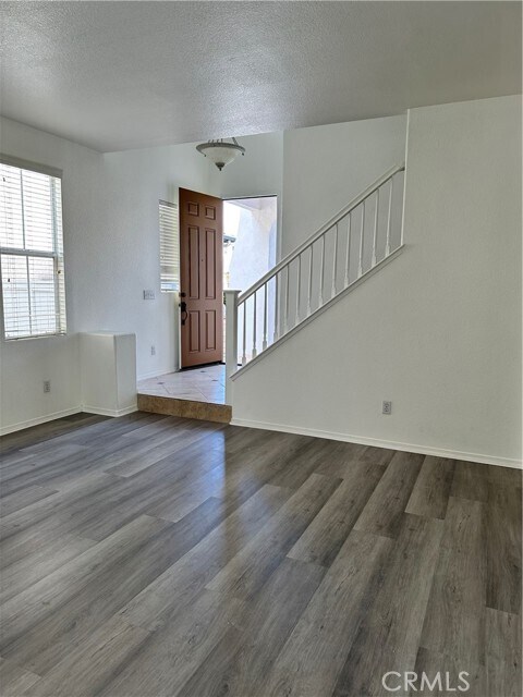 Foto del edificio - 6867 Cosmos St