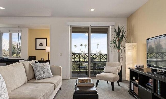 Foto del edificio - 931 E Walnut St