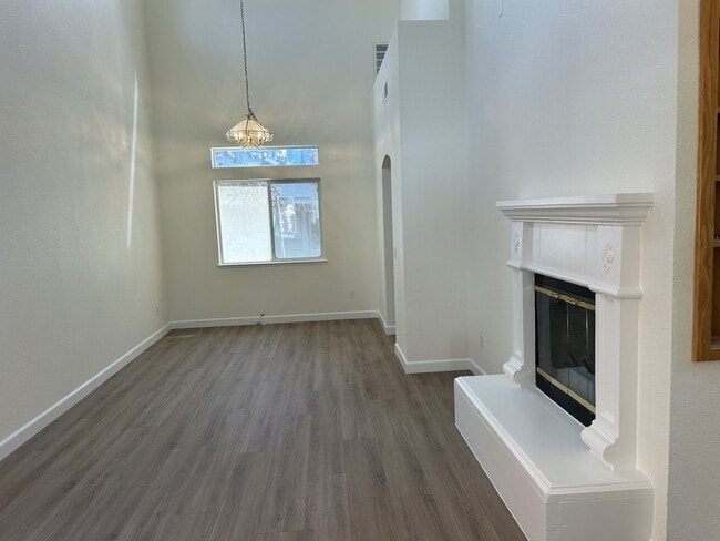 Building Photo - 597 Canvasback Ct