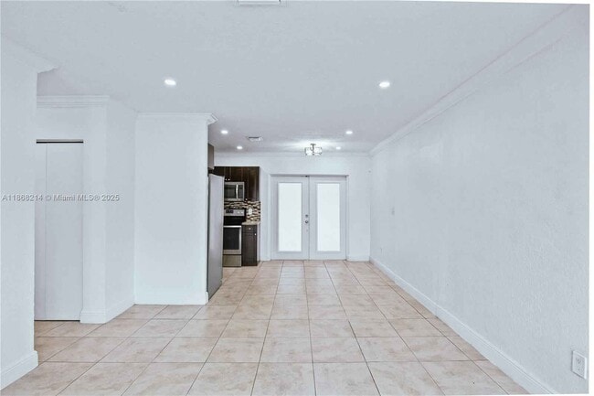 Building Photo - 3230 NW 171st Ter # House MIAMI GARDENS, F...