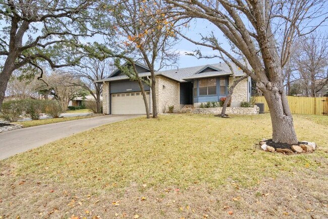 Foto del edificio - 2408 Creek Bend Cir