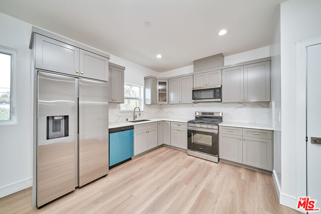 Foto del edificio - 1106 Queen Anne Pl