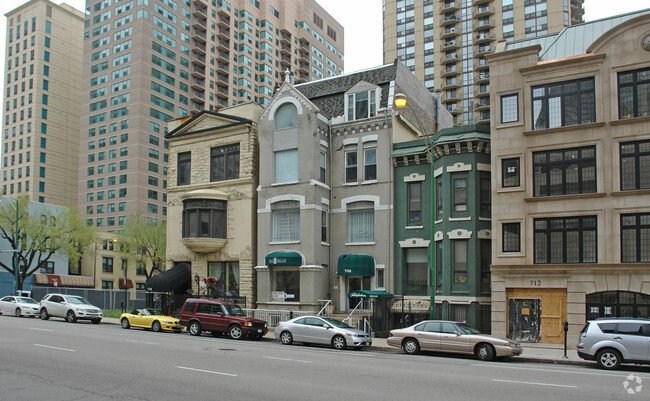 Foto del edificio - DEARBORN DISTRICT