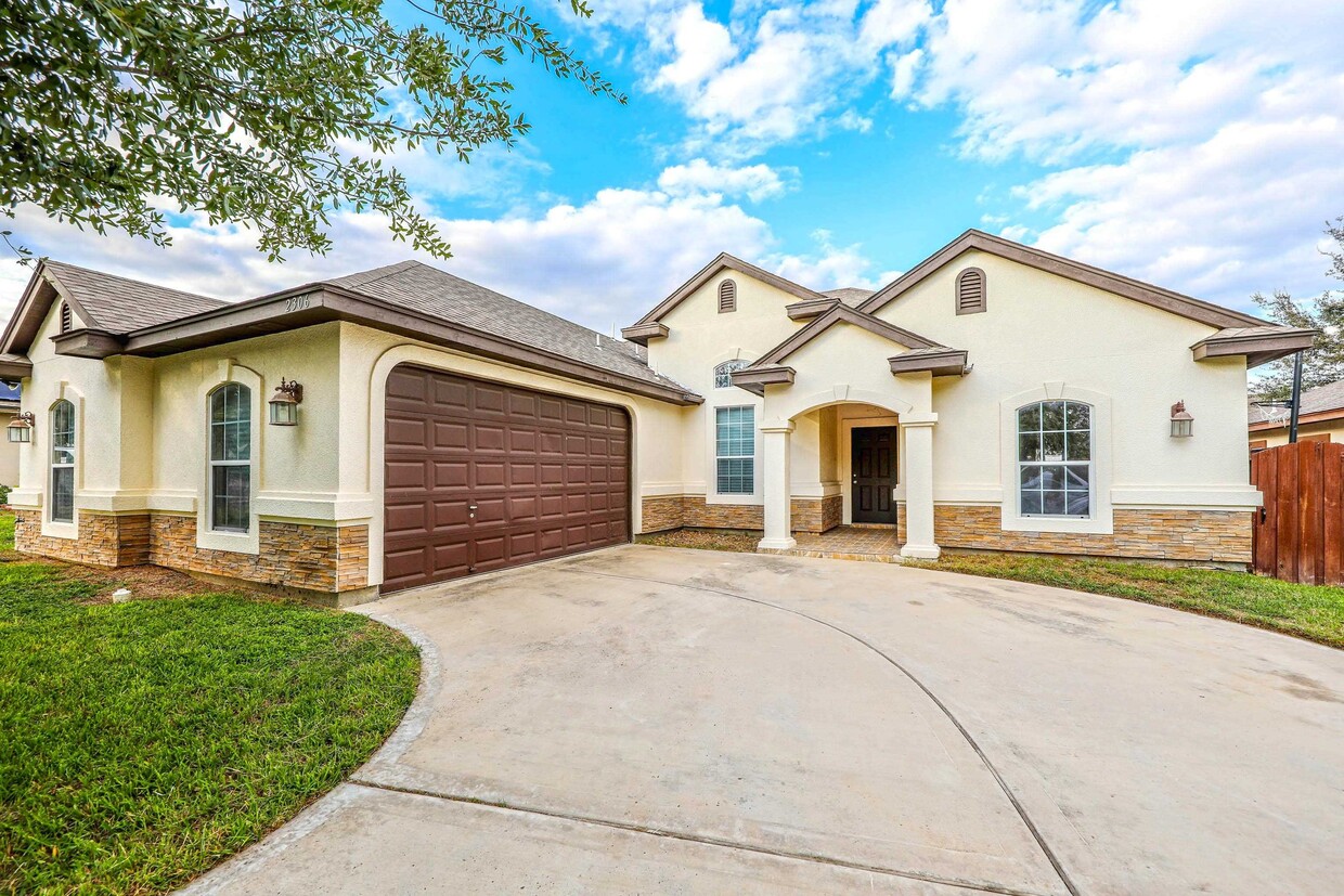 2306 Grisell Dr, Laredo, TX 78041 House Rental in Laredo, TX