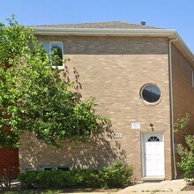 Building Photo - 3162 S Throop St